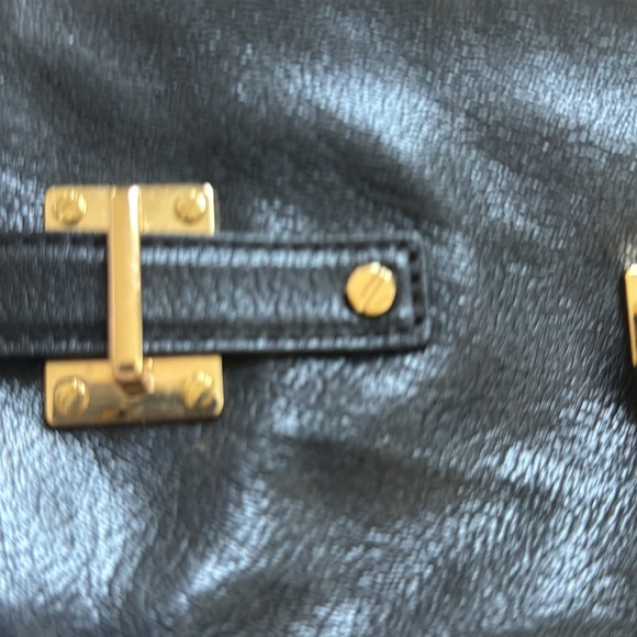 Michael Kors black leather shoulder bag with gold chain and hardware - Picture 16 of 16